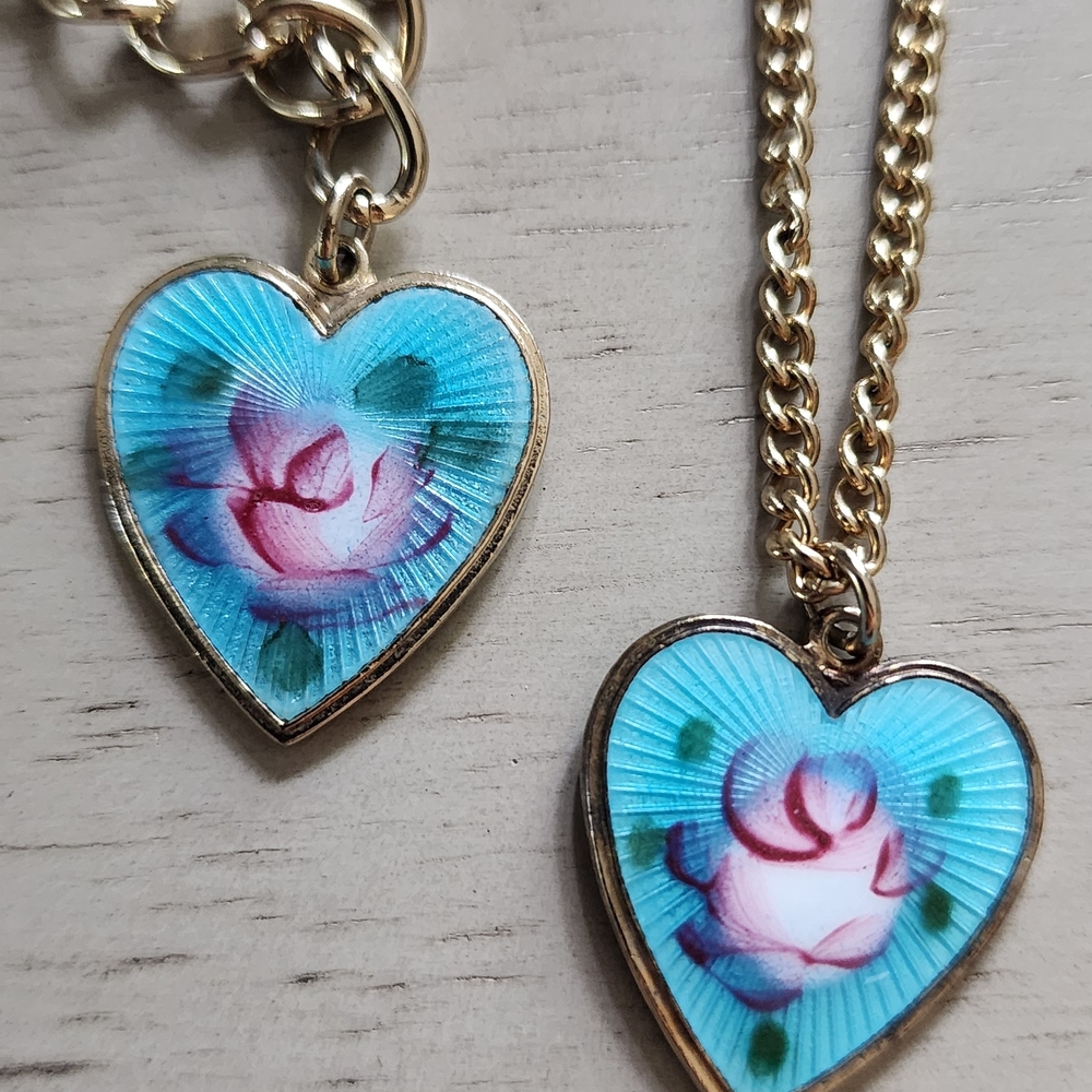 Vtg Sarah Coventry Blue Enamel Heart Rose Pendant Necklace and Bracelet Set